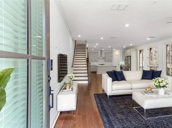 445 Olmstead Way, Alpharetta, GA 30022