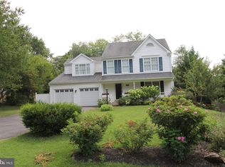 17626 Coachman Dr, Hamilton, VA 20158