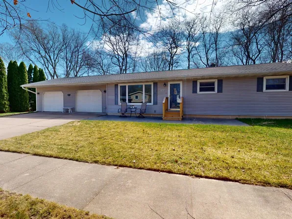 16639 S 10th St, Galesville, WI 54630