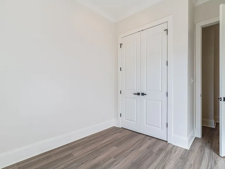 314 Edsall Ln — Photo 32