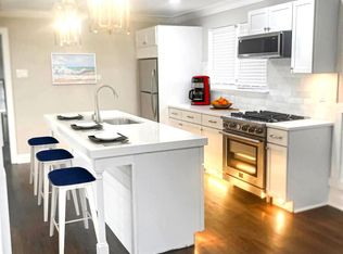 381 E Upper Gulph Rd, Wayne, PA 19087