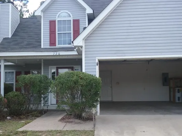 720 Leafy Bend Ct, Lexington, SC 29073