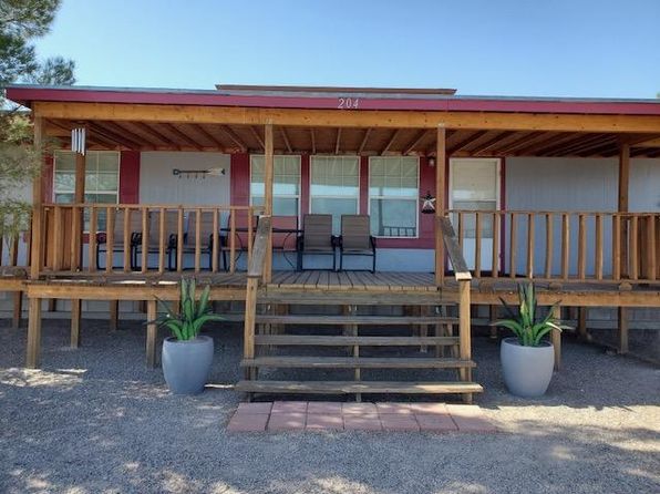 204 Mesquite Rd