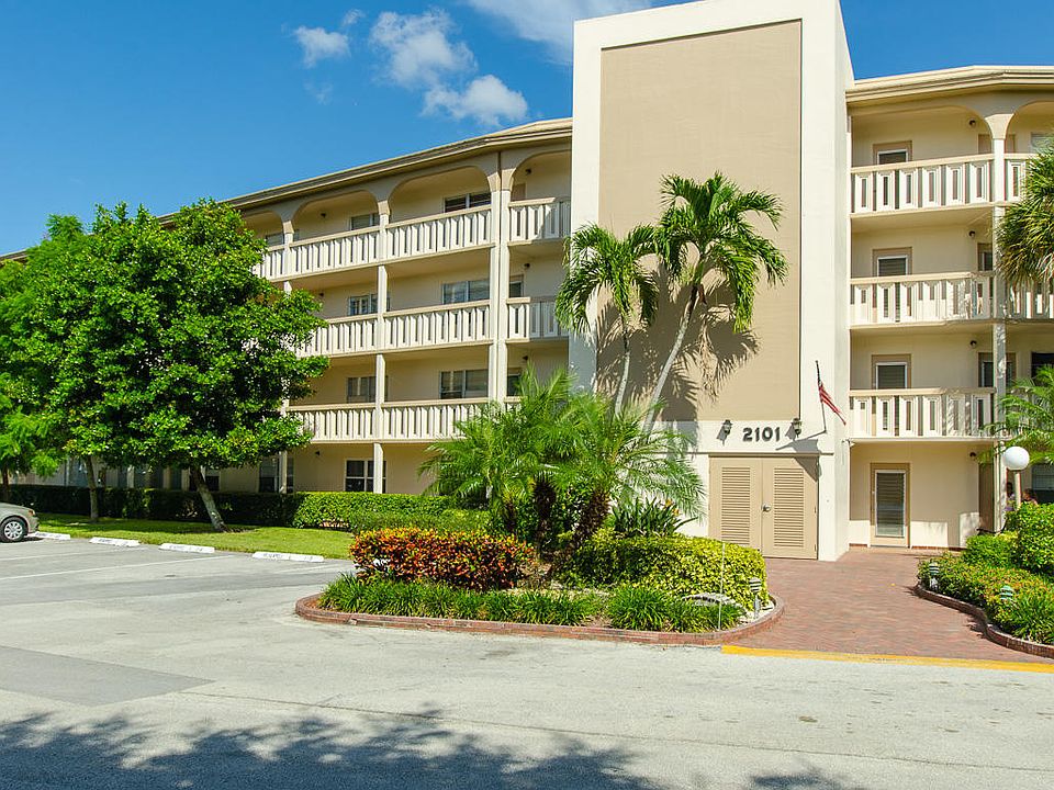 1st image of 2101 Lucaya Bnd APT F2