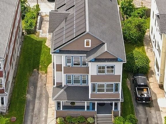 2nd image of 17 N Woodford St