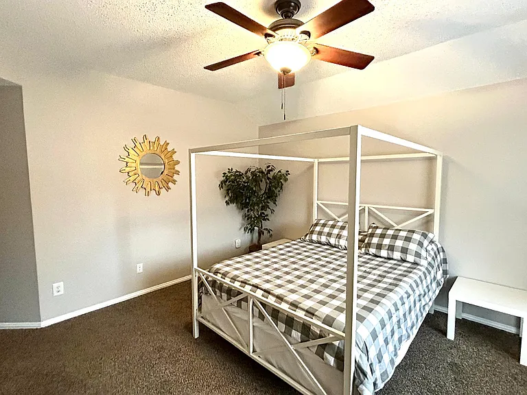 3407 Autumn View Dr — Photo 3