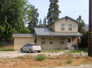 8784 School St, Dryden, WA 98815