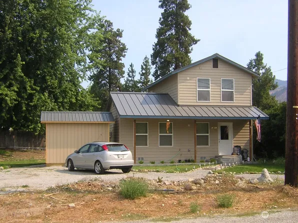 8784 School Street, Dryden, WA 98821