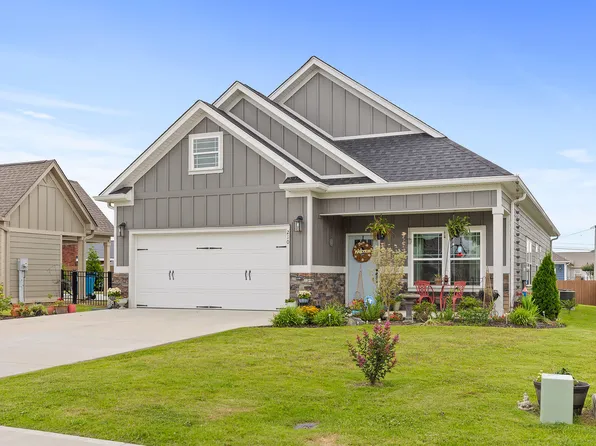 210 Country Cove Dr #38, Rossville, GA 30741