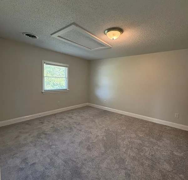 614 N Wilson St — Photo 19