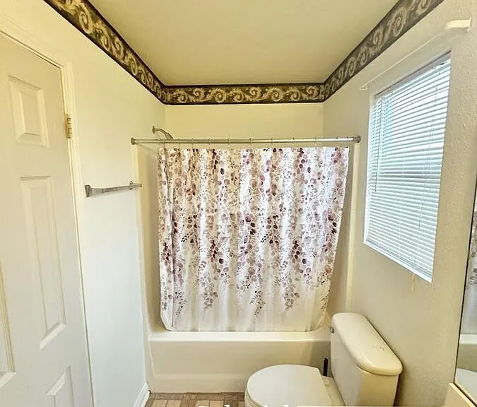 4201 Thunder Creek Dr — Photo 12