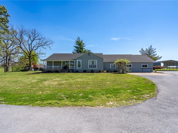 19611 Nokes Farm Rd, Siloam Springs, AR 72761