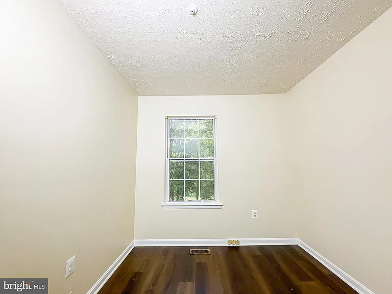 7218 Mahogany Dr #4 — Photo 17