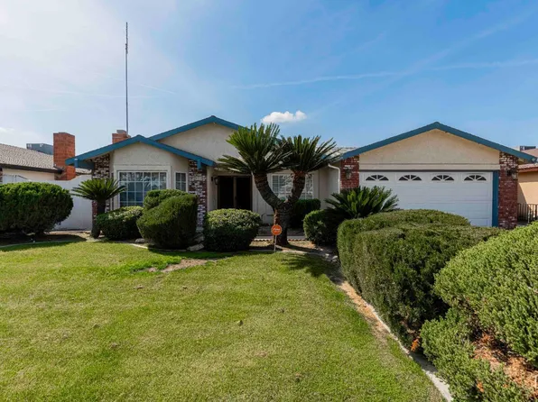 2129 Randolph St, Delano, CA 93215