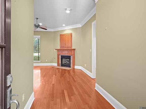 4th image of 6138 Beechgrove Ln