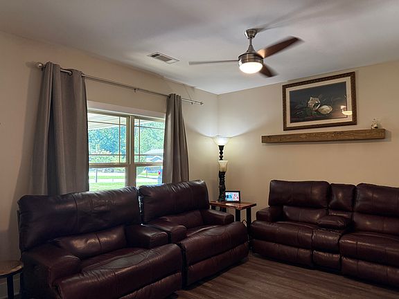 2nd image of 242 Lee Ln