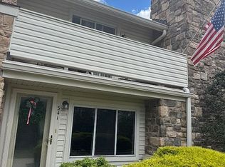 341 New Market Ct, Chesterbrook, PA 19087