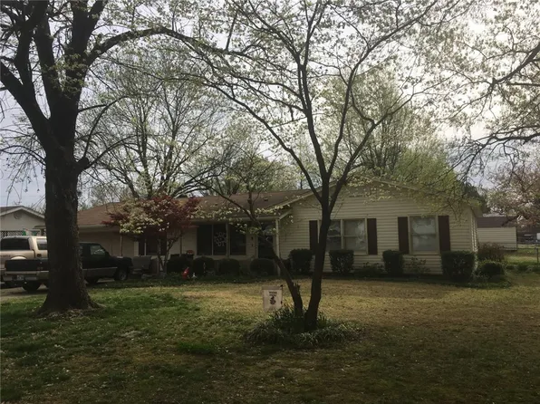 219 Maurita St, Jonesboro, AR 72401