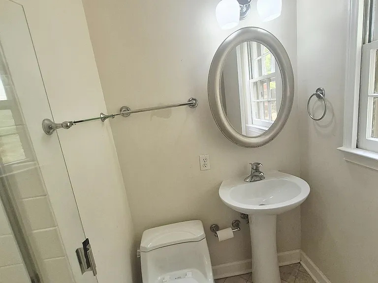 2404 Barracks Ct #1 — Photo 17