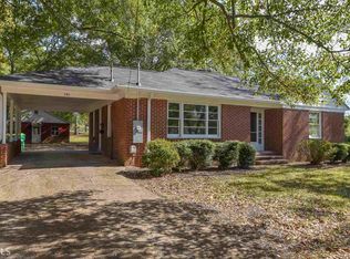 191 W Midland Ave, Winder, GA 30680