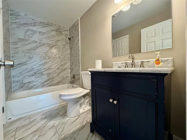 1871 NW 31st Ct — Photo 20