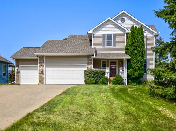 205 E Pine Ridge Dr, Polk City, IA 50226