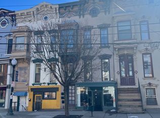 292 Lark St APT 2, Albany, NY 12210