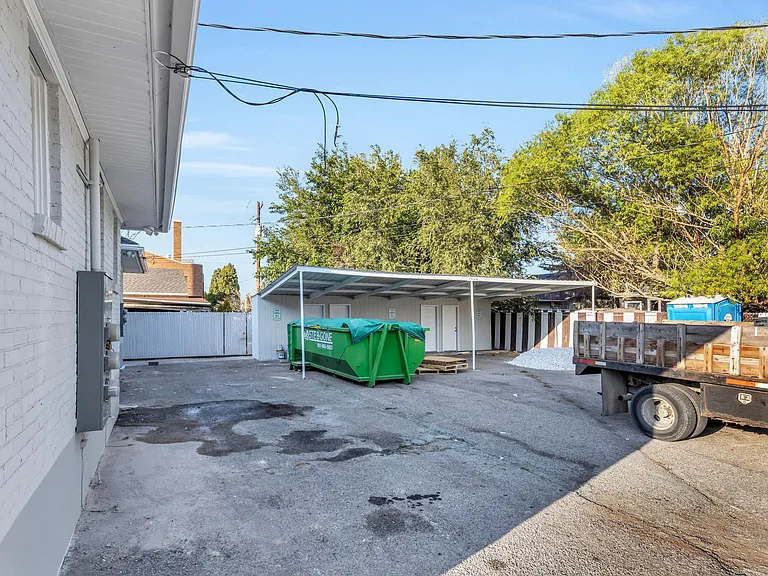 7783 S Main St — Photo 17