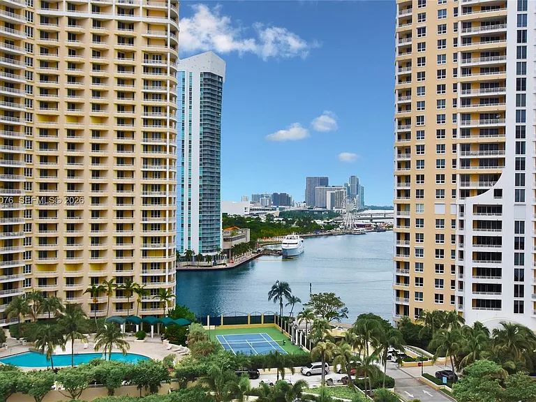 540 Brickell Key Dr #1414 — Photo 15