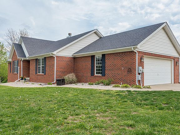 3rd image of 5601 Whitehouse Dr