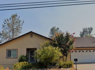 1235 Riviera Dr, Redding, CA 96001