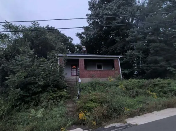 1339 Leaside Dr, Pittsburgh, PA 15207