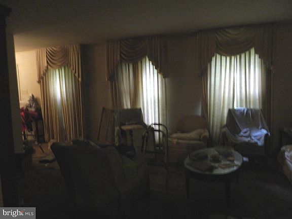 4th image of Farm Haven Court Farm Hvn #27