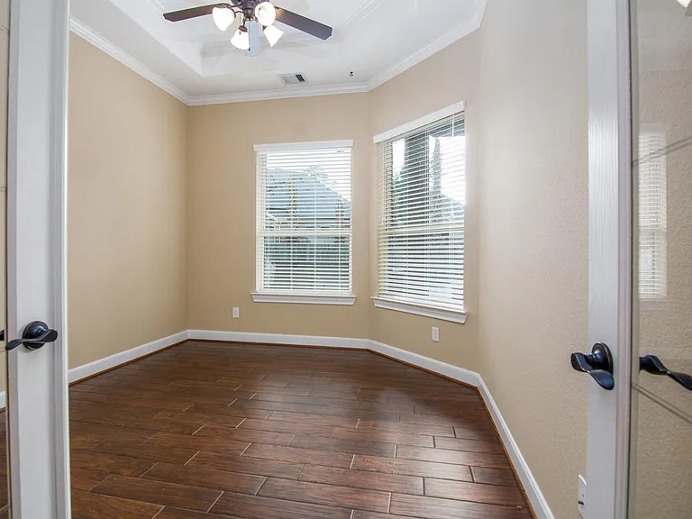 34 Canoe Bend Ct — Photo 27