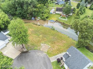 Vac Harvard St, Howell, MI 48843