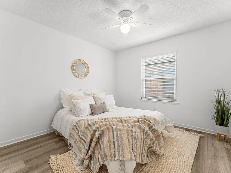 237 Indian Oaks Dr — Photo 17