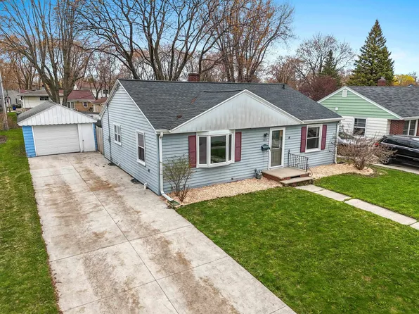 1017 N Buchanan St, Green Bay, WI 54303