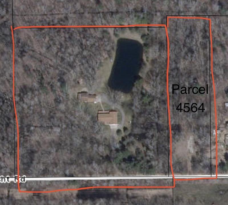2nd image of 4564 Rupprecht Rd