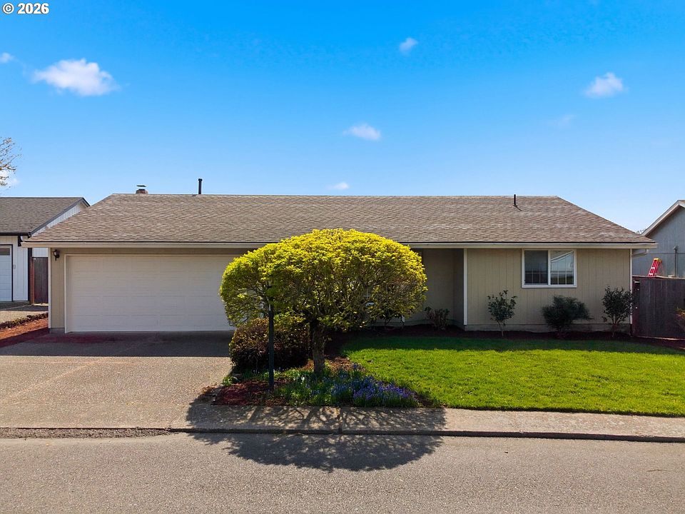 1st image of 1365 SE Duke Dr