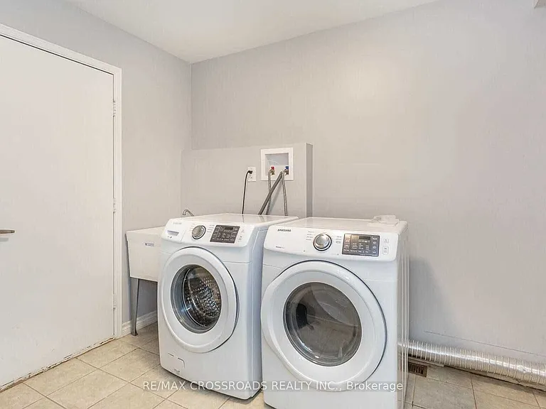 5041 Rundle Ct — Photo 11