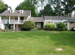 108 Petticoat Ln, Annandale, NJ 08801