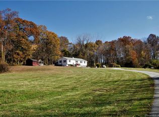 28 Hanover Rd, Baltic, CT 06330