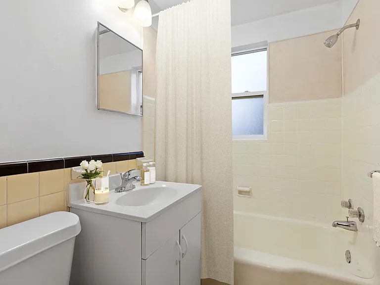Cherry Street Townhomes — Photo 5