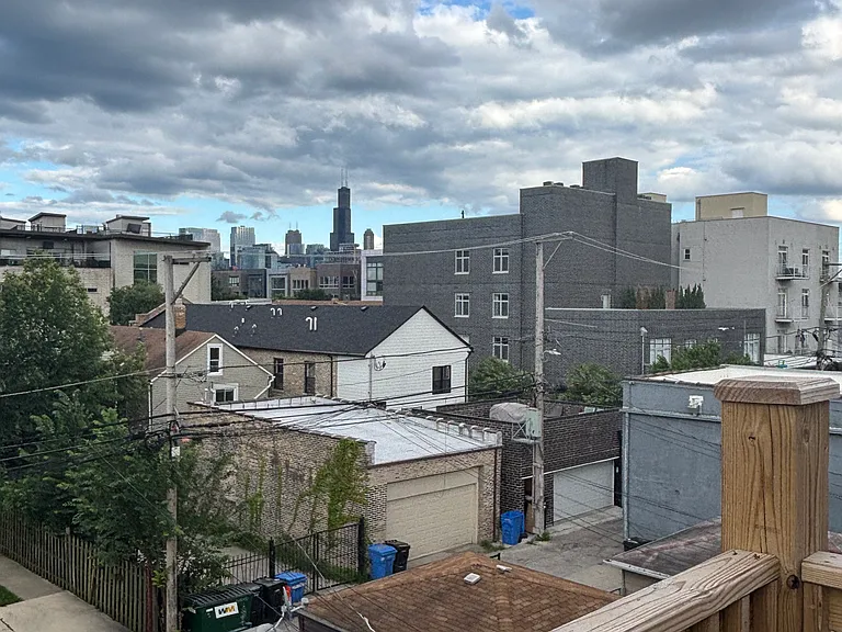 857 N Marshfield Ave #3 — Photo 1