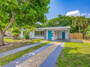 512 Bayberry Dr, Lake Park, FL 33403