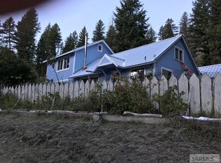 2209 Panther Creek Rd, Challis, ID 83226
