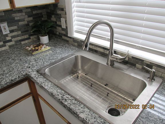 5th image of 2751 SE 87th Ave APT 1