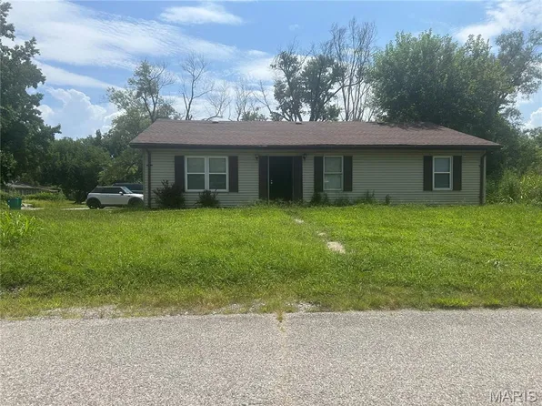 1208 Saint Stephens Dr, Cahokia, IL 62206