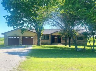 185 Mahard Rd, Sulphur, OK 73086