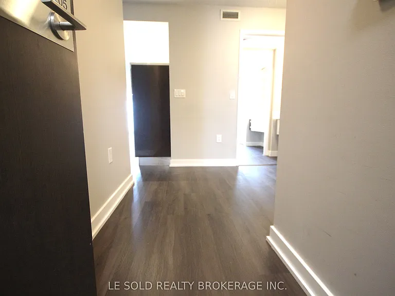 38 Dan Leckie Way #1205 — Photo 7